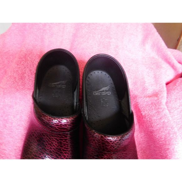Dansko size 38, 7.5 EUC - Picture 5 of 10